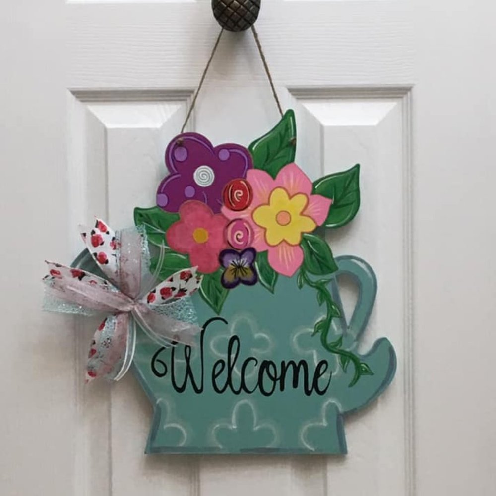Hand Painted Wooden "Welcome" Door Hanger/Wreath